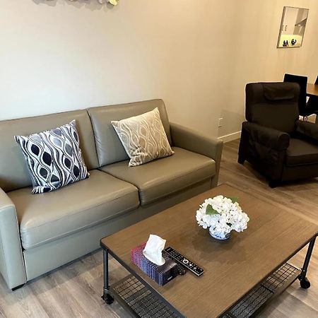 Luxury Unit In The Heart Of Canmore Bagian luar foto