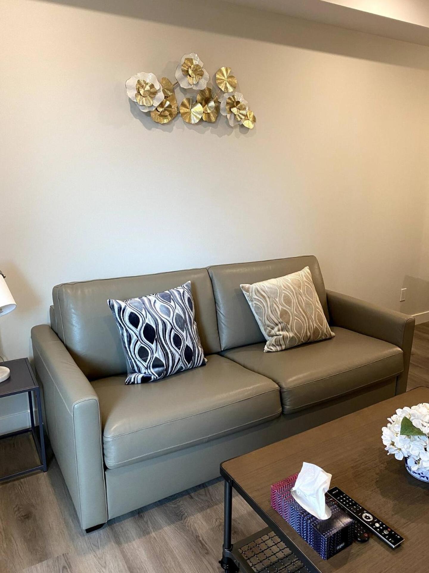 Luxury Unit In The Heart Of Canmore Bagian luar foto
